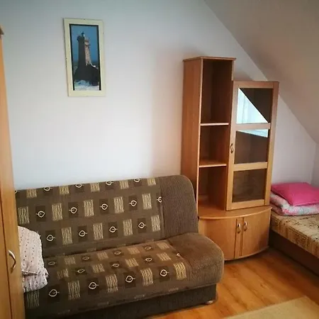 Pokoje Goscinne G. Padewski Homestay *